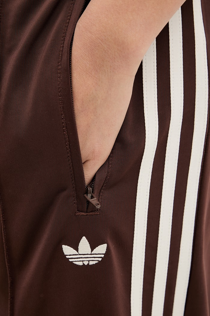 Donji dio trenirke adidas Originals Firebird Tp smeđa KD2526