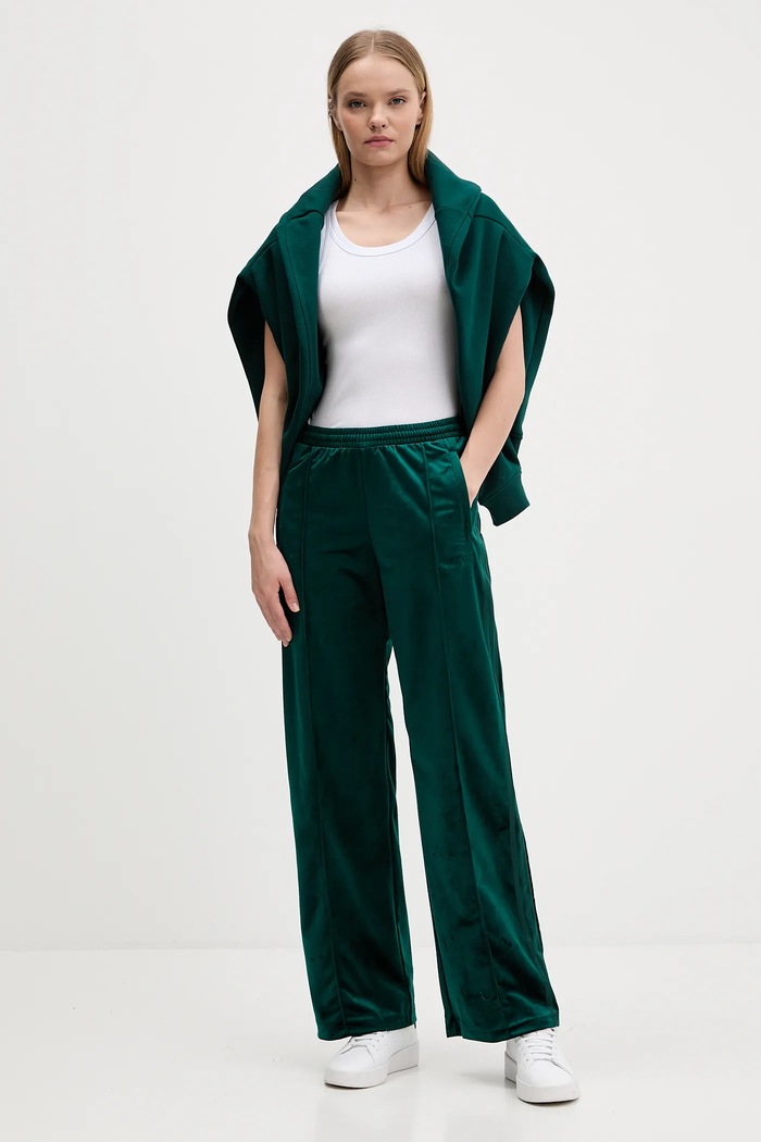 Velur spodnji del trenirke adidas Originals Velvet Tp JV7509 zelena AW25