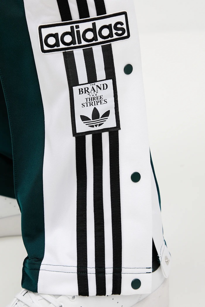 adidas Originals spodnie dresowe Adibreak Pt zielony JV7515