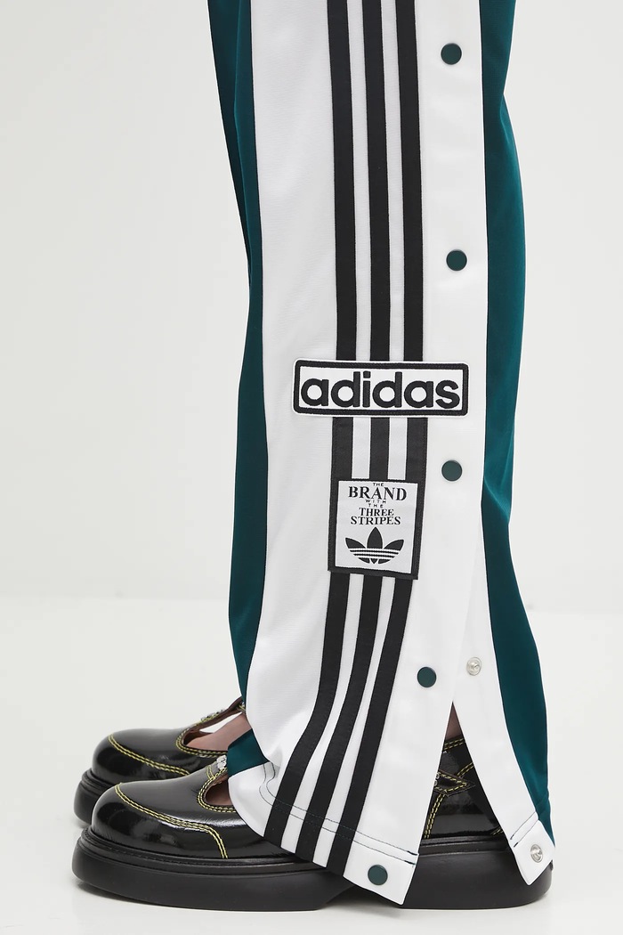 Tepláky adidas Originals Adibreak Pt zelená JV7515
