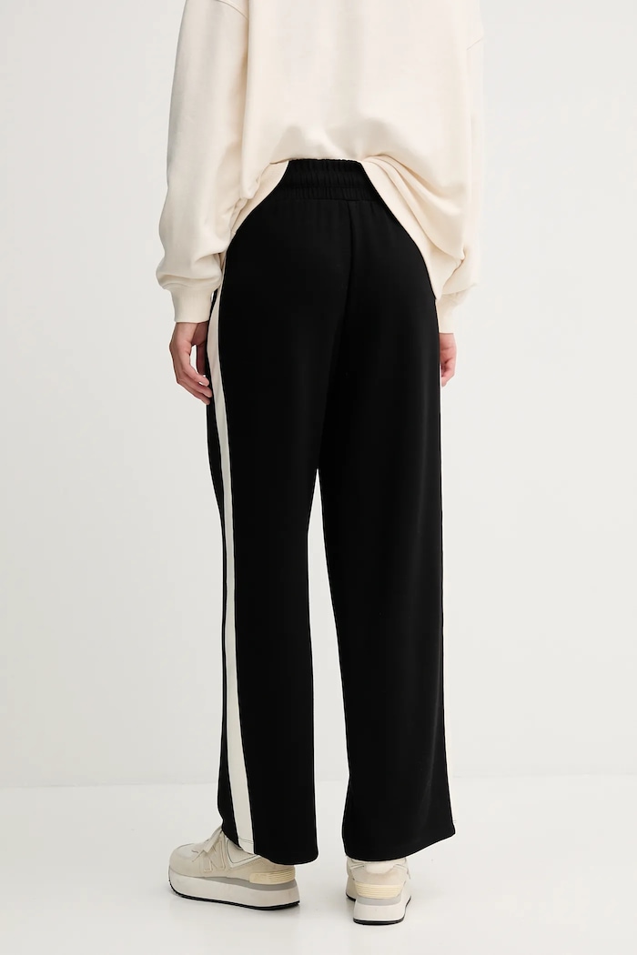 Ρούχα Παντελόνι φόρμας Dkny DP5P3649 μαύρο