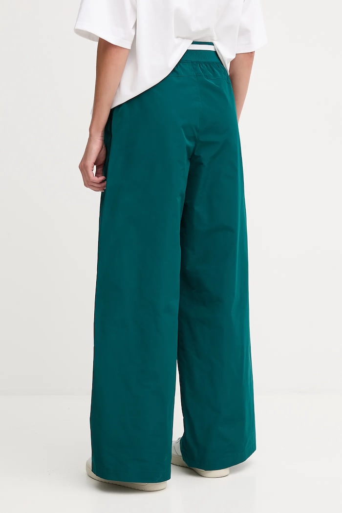Ρούχα Παντελόνι Calvin Klein Jeans LV044D609G πράσινο