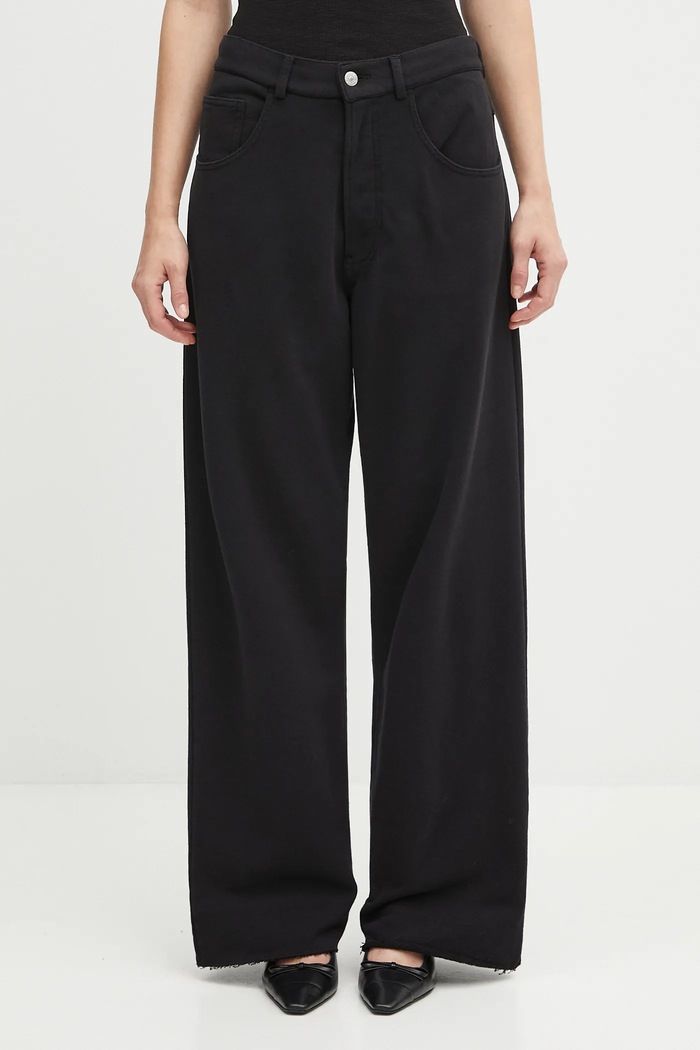 MM6 Maison Margiela spodnie dresowe bawełniane nadruk czarny S52KA0548.M25014.900