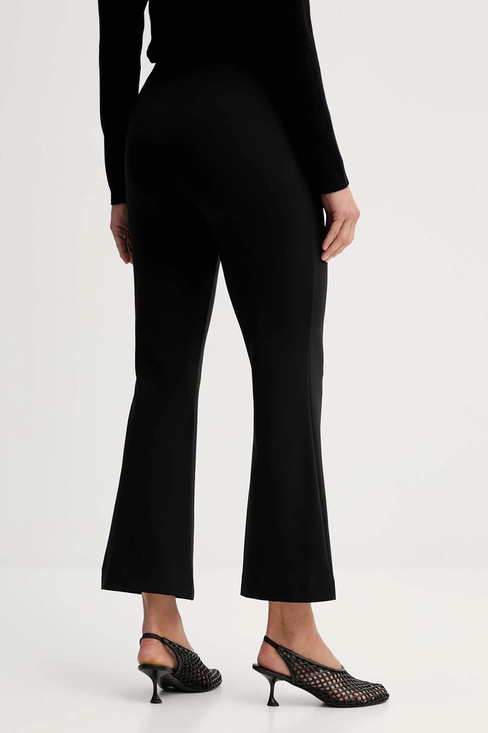 Oblačila Hlače Calvin Klein LV044D660G črna