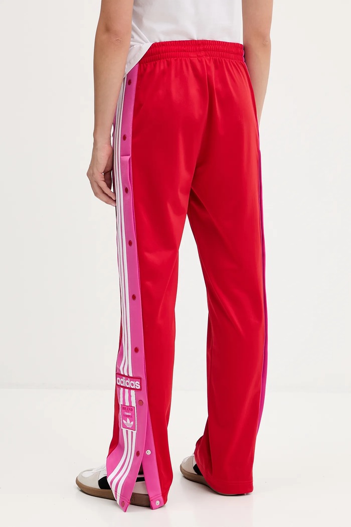 Oblačila Spodnji del trenirke adidas Originals Adibreak PT JV8553 rdeča