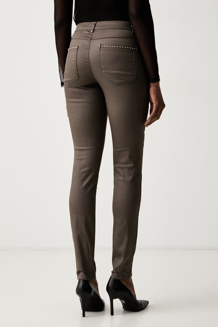 Odzież Morgan Spodnie slim fit damskie z bawełną PALAO brązowy