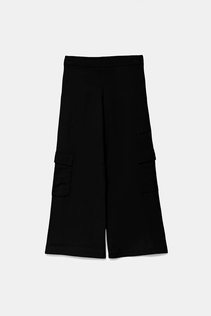 Detské tepláky Guess pletenina čierna J5RB13.Z3KS0.9BYA