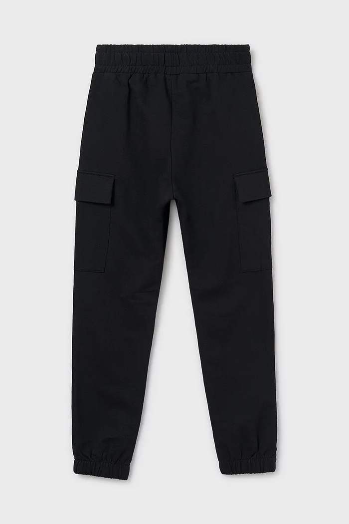 Dziewczynka Mayoral spodnie dresowe jogger cargo 7578.8F.Junior.9BYA czarny