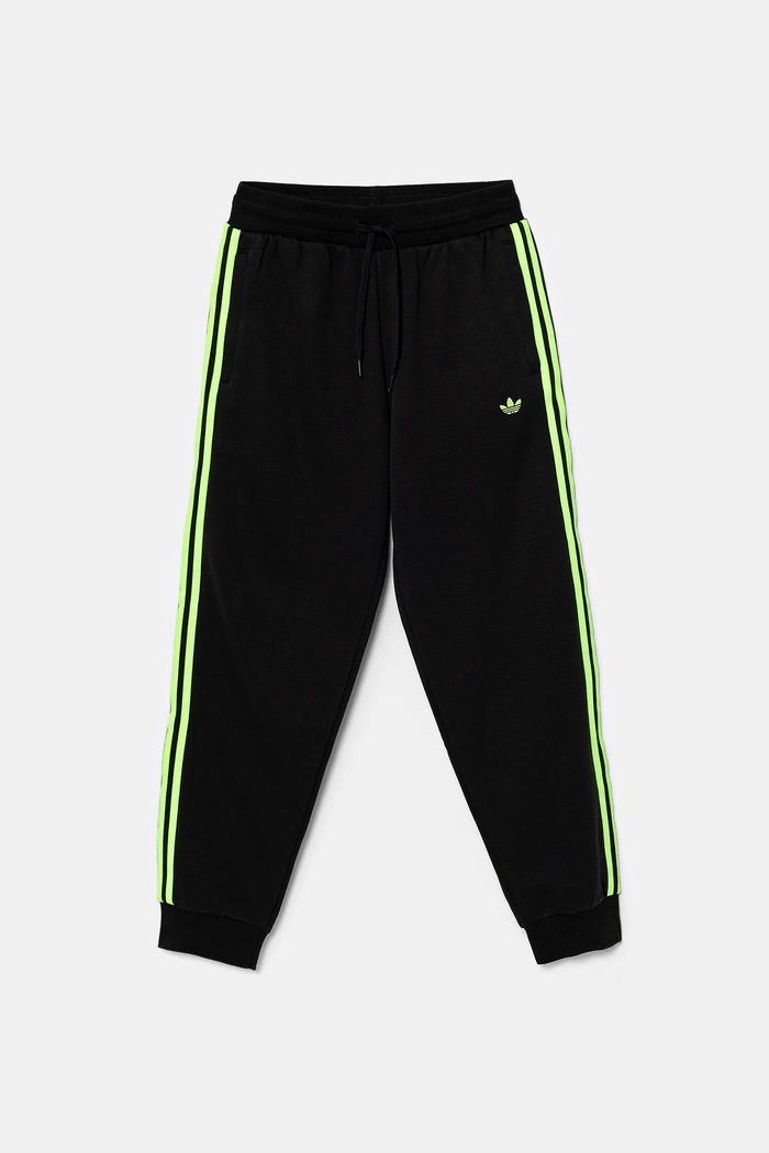 Detské tepláky adidas Originals JV7796 čierna AW25