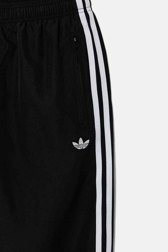 Detské tepláky adidas Originals čierna KC5058