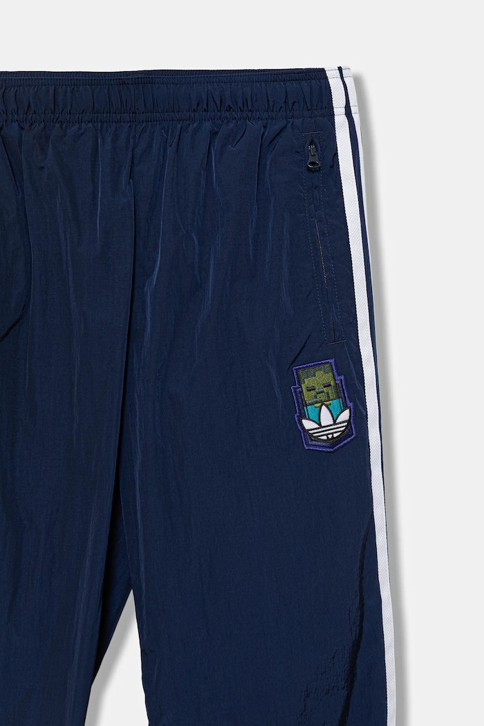 Detské tepláky adidas Originals MINECRAFT tmavomodrá KD9837