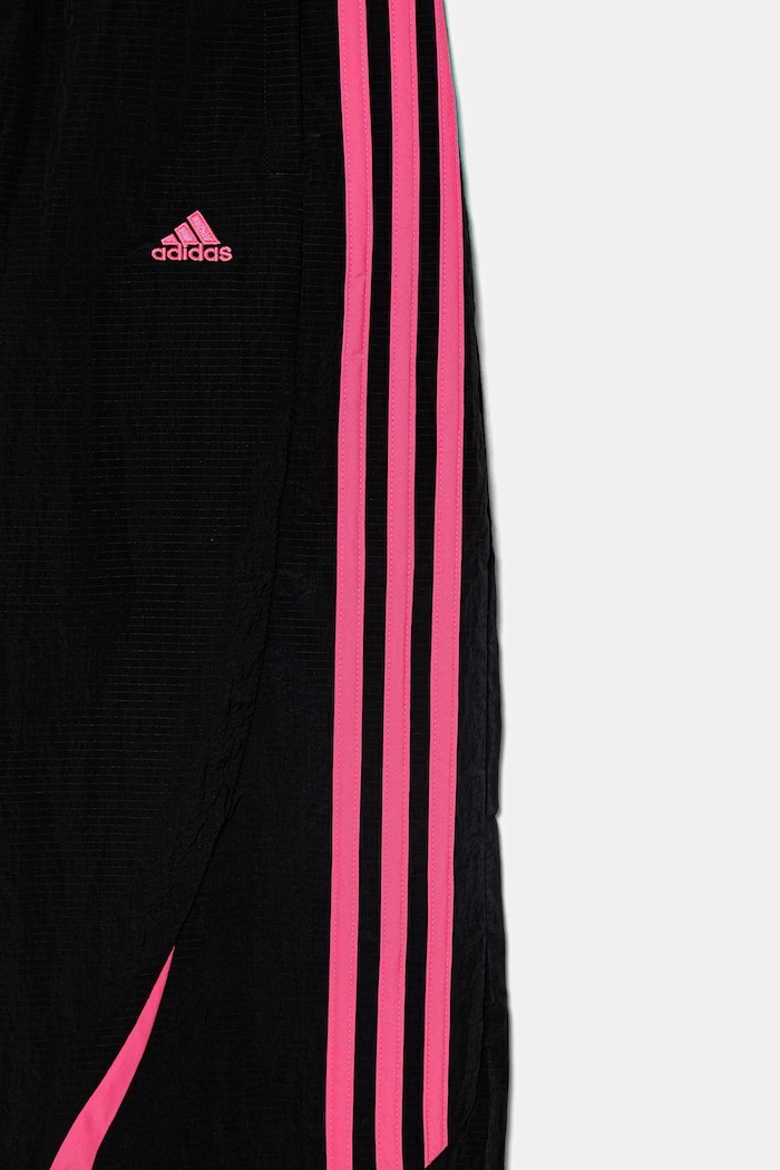 adidas Originals gyerek melegítőnadrág fekete JY6322