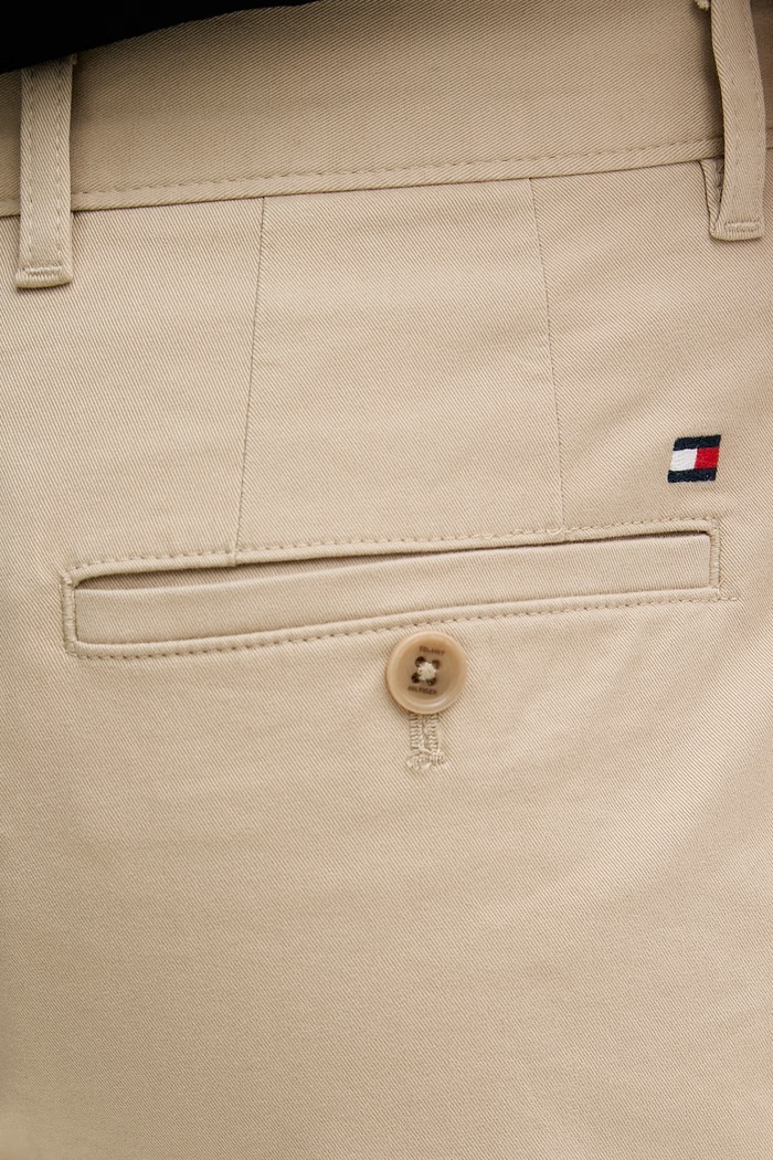 Tommy Hilfiger nohavice chinos pánske bavlnené s elastanom béžová MW0MW40262