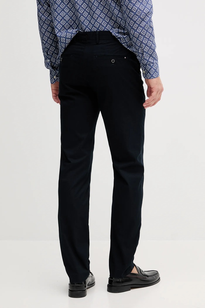 Odjeća Hlače Tommy Hilfiger MW0MW39726 mornarsko plava