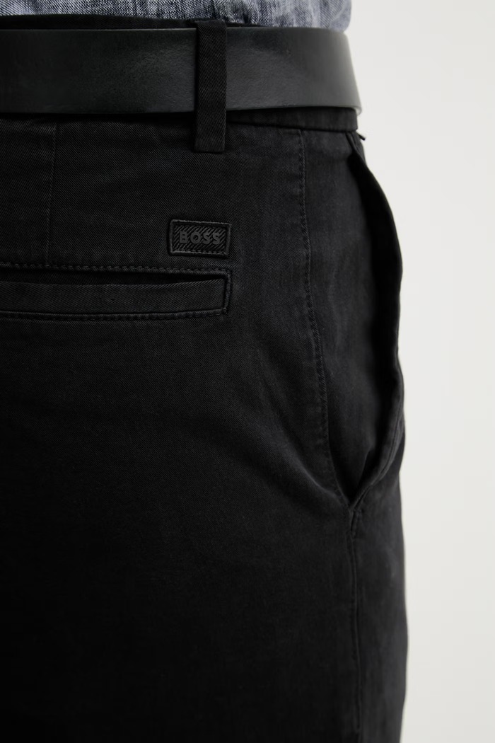BOSS nohavice chinos pánske bavlnené s elastanom H-Kane1 čierna 50543304