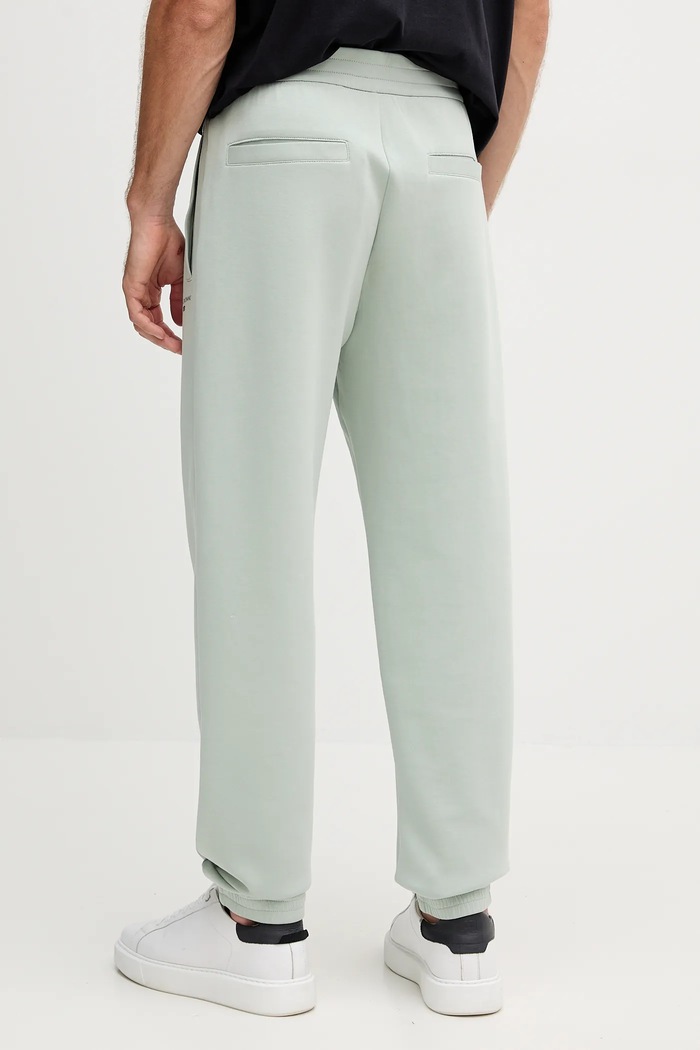Odzież Armani Exchange spodnie dresowe XM000978.AF10818 zielony