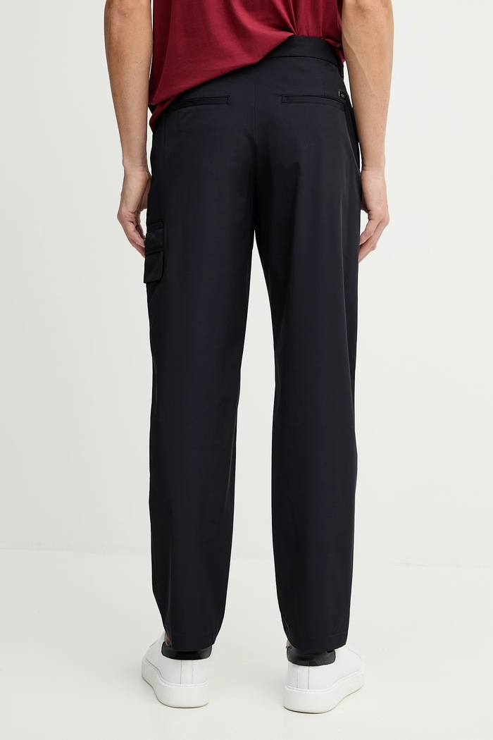 Oblečenie Nohavice Armani Exchange XM001212.AF16635 tmavomodrá