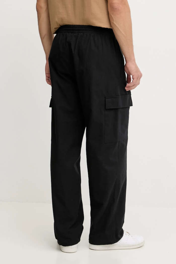 Oblečenie Bavlnené nohavice adidas Originals Essentials JX3913 čierna