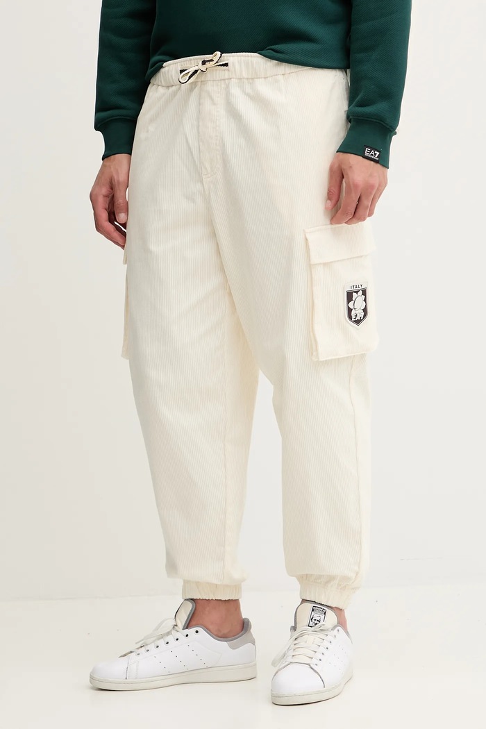 EA7 Emporio Armani spodnie sztruksowe tkanina beżowy AF16967.7X000145