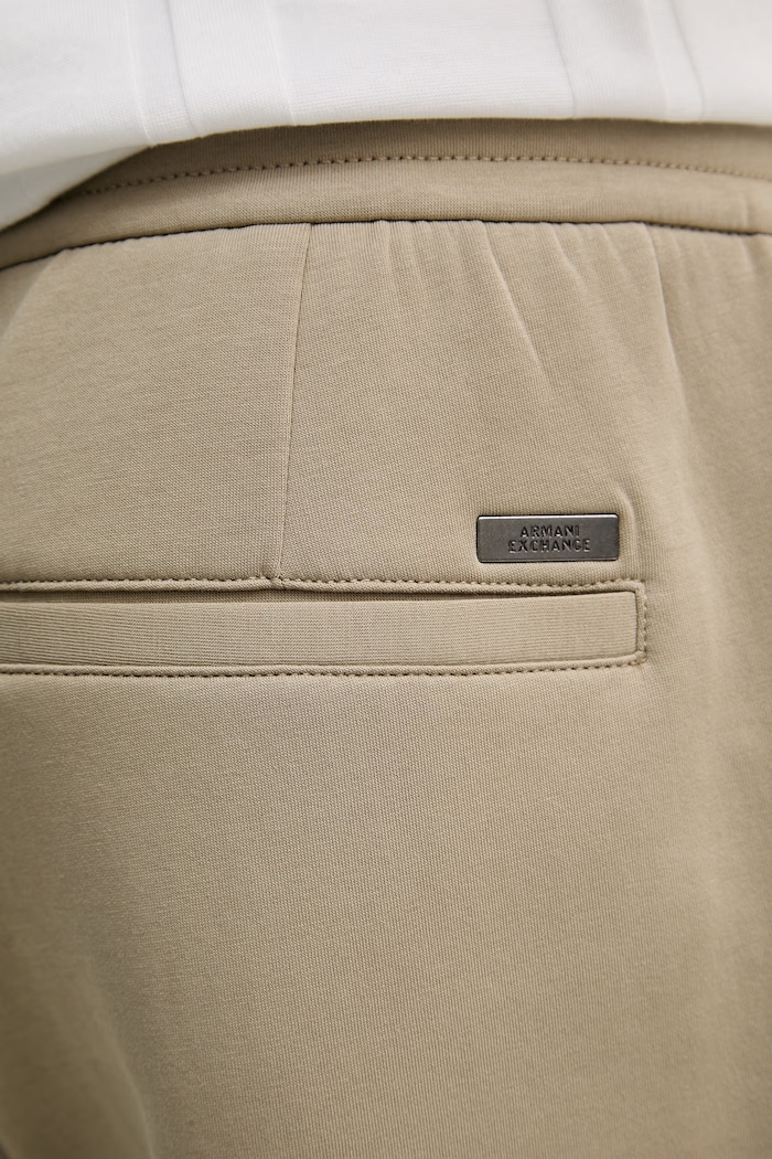 Armani Exchange spodnie dresowe męskie z bawełną beżowy XM001890.AF10818