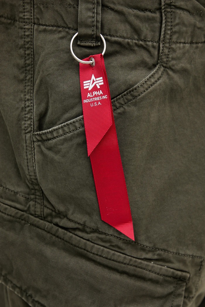 Alpha Industries spodnie bawełniane zielony 258204.136