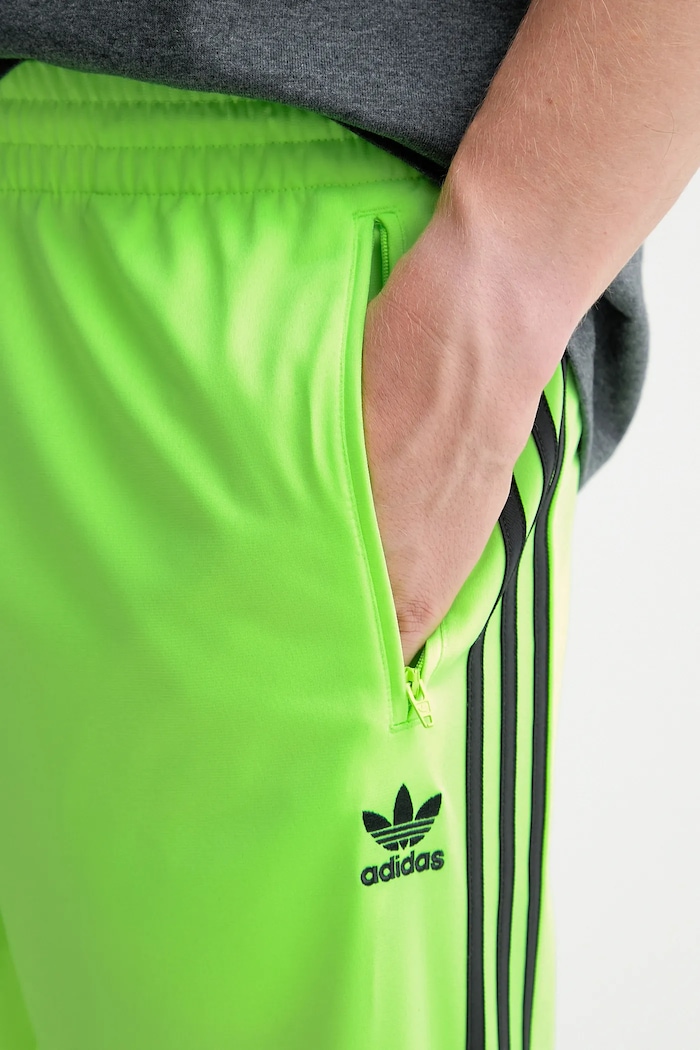 adidas Originals spodnie dresowe Firebird zielony KB3678