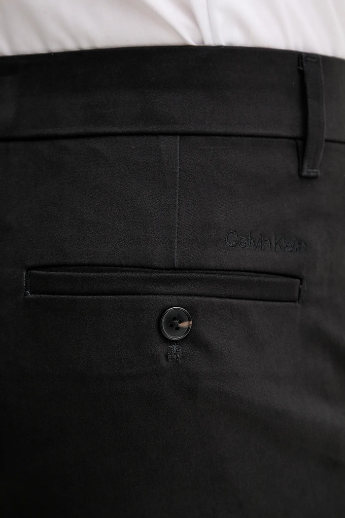 Calvin Klein παντελόνι chino ανδρικό βαμβακερό με ελαστάν μαύρο LV04LD613G