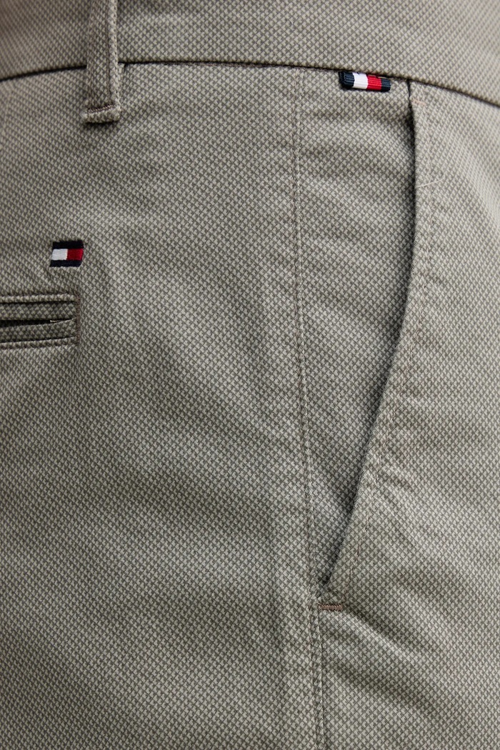 Nohavice Tommy Hilfiger sivá MW0MW39700