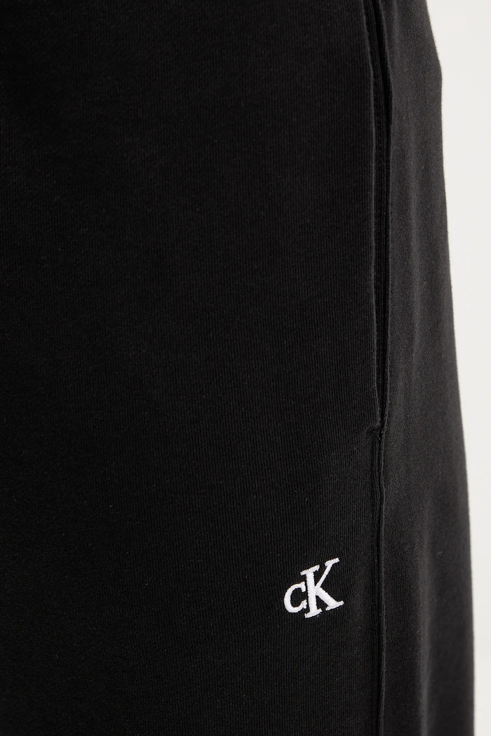 Bavlnené tepláky Calvin Klein Jeans čierna LV04RD241G