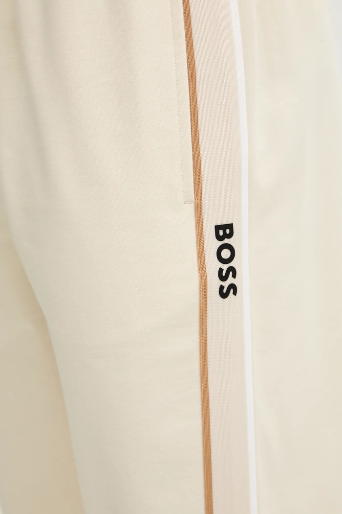 Бавовняні спортивні штани BOSS Iconic Pants бежевий 50550613