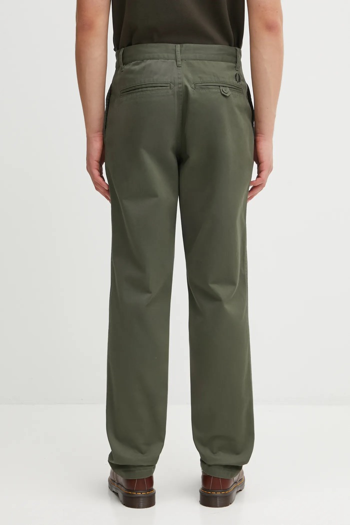 Odzież Fred Perry spodnie bawełniane T9130 zielony