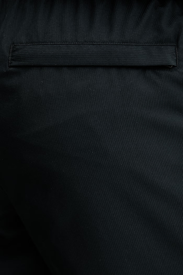 Under Armour spodnie dresowe 1390150 czarny