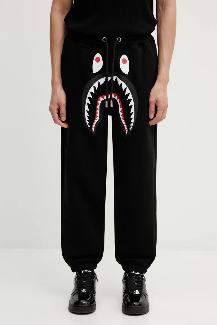 Спортивные штаны A Bathing Ape Shark трикотаж чёрный 001PTL801321M