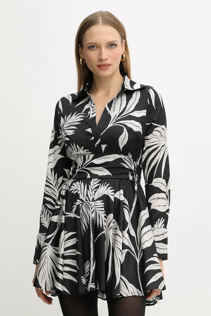 Šaty Guess CONCETTA zvieracia potlač čierna W5YK00.WF1T2