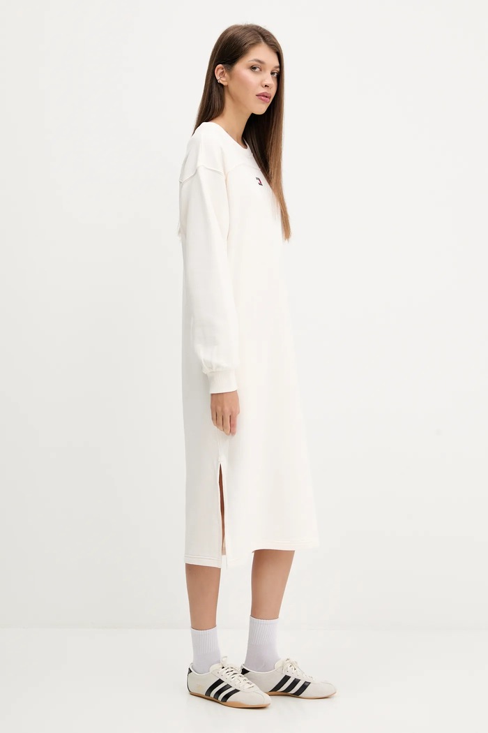 Bavlnené šaty Tommy Jeans DW0DW21484 béžová AW25
