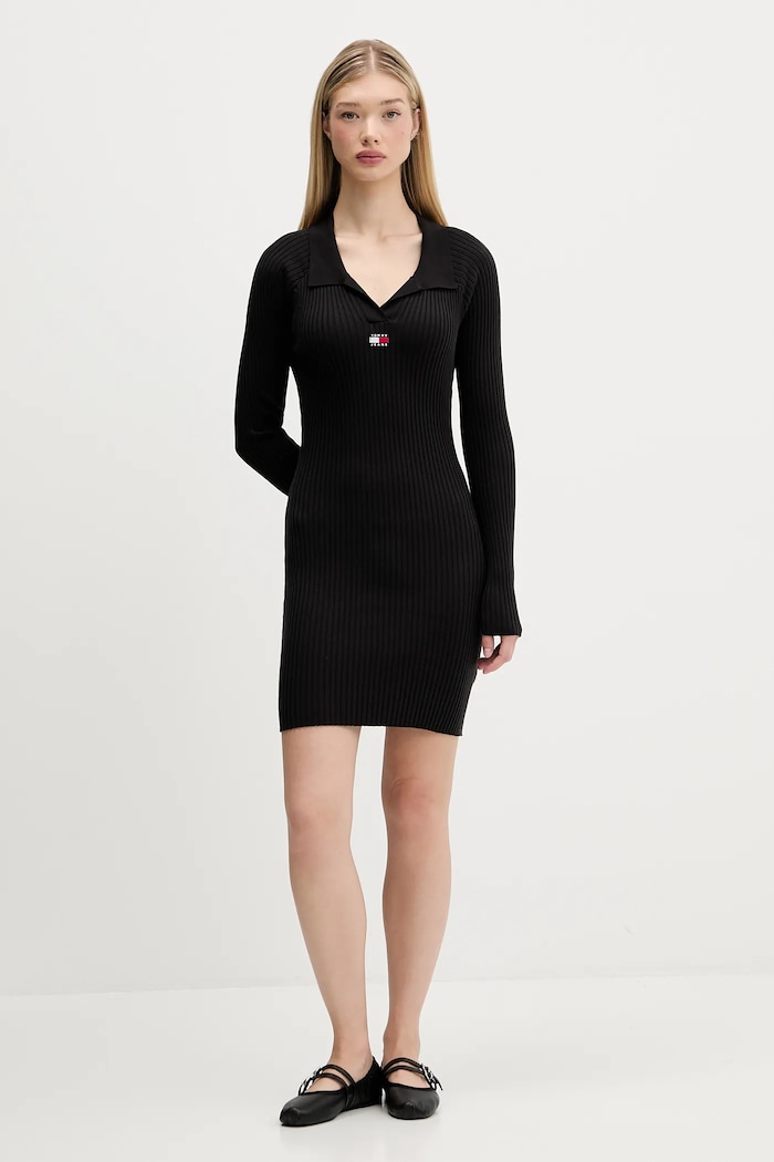Рокля Tommy Jeans DW0DW22183 черен SS26