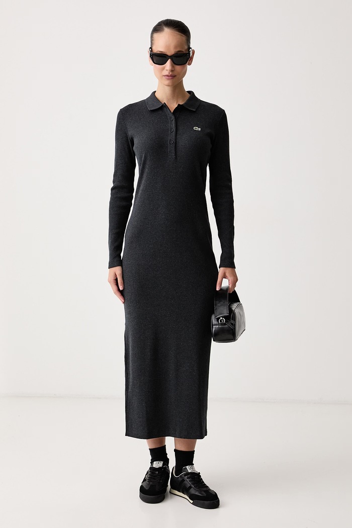 Lacoste Sukienka sweterkowa bawełniana EF5297 szary AW25