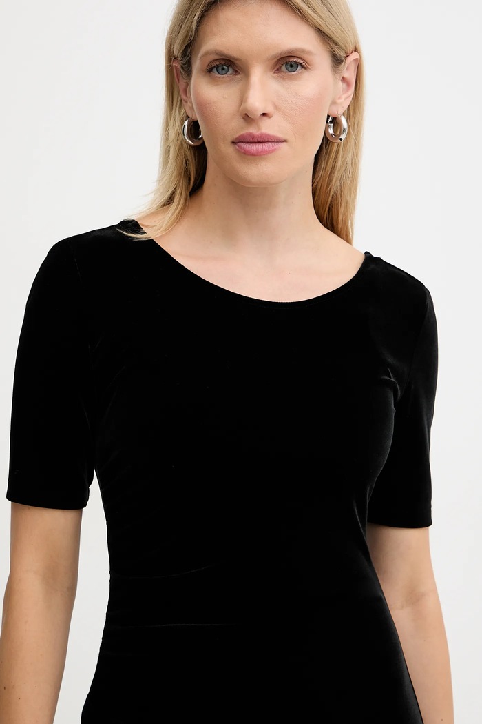Sukienka welurowa Armani Exchange XW001300.AF16147 czarny