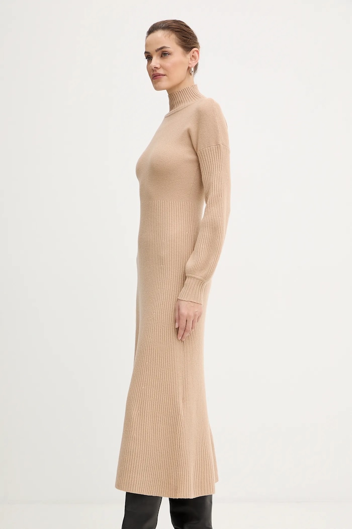 Luisa Spagnoli rochie din lână 100209 bej AW25