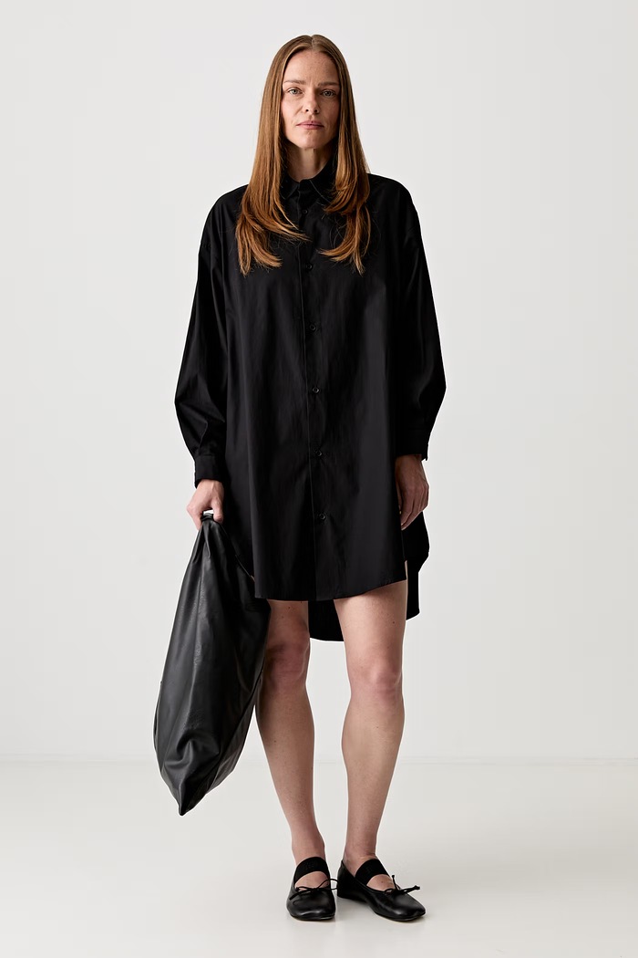 MM6 Maison Margiela рокля тип риза с изчистена шарка от памук S52CT0793.M35480.900 черен