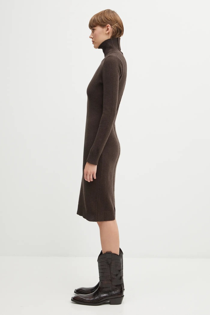 MM6 Maison Margiela sukienka z dodatkiem wełny S62DD0054.M13187.144 brązowy AW25