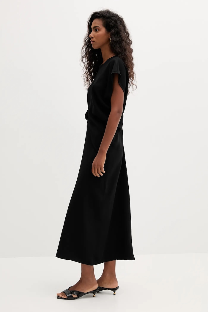Marella sukienka 2523226023200 czarny AW25