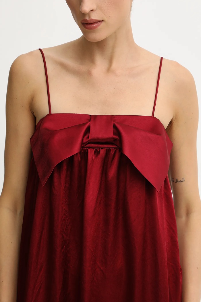 Šaty Undress Code 1081UC burgundské