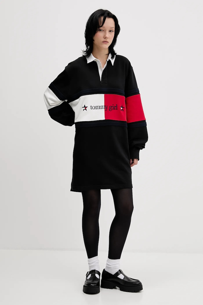 Tommy Jeans sukienka bawełniana DW0DW22510 czarny AW25