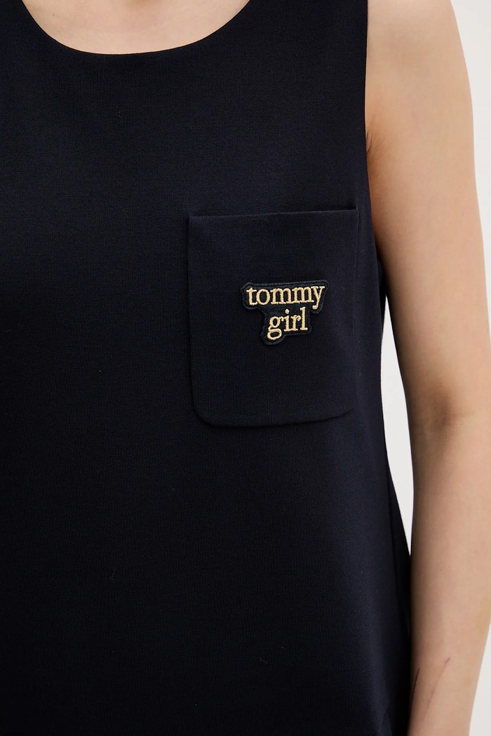Šaty Tommy Jeans DW0DW22496 tmavomodrá