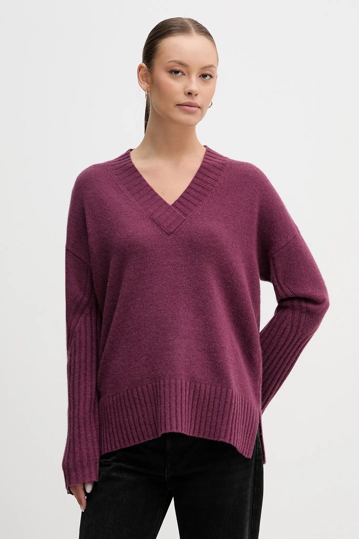 United Colors of Benetton maglione con lana scollo a V violetto 1244D403A