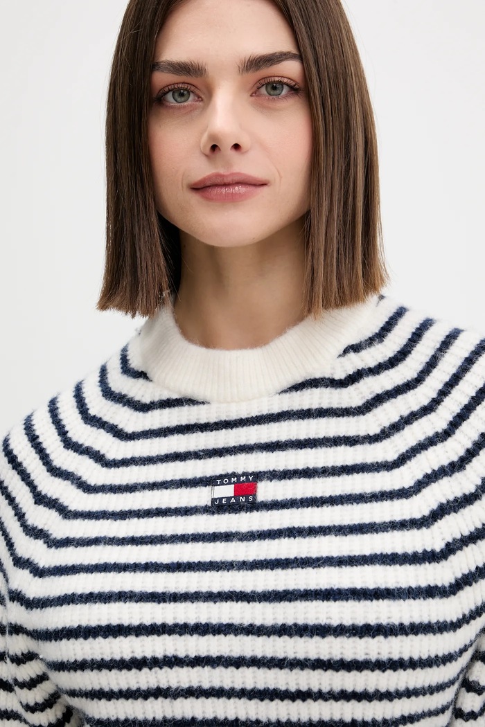Tommy Jeans pulover din amestec de lână alb DW0DW21677