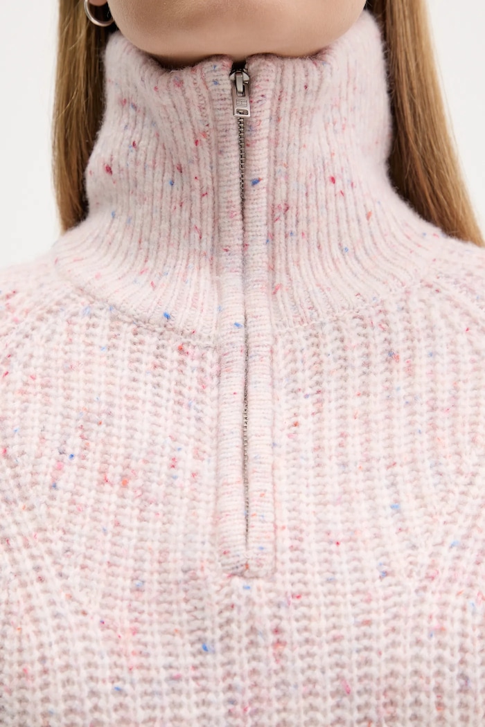 Tommy Jeans sweter z dodatkiem wełny DW0DW21686 różowy