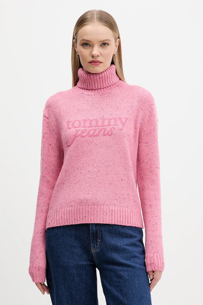 Sveter s prímesou vlny Tommy Jeans nášivka ružová DW0DW21687