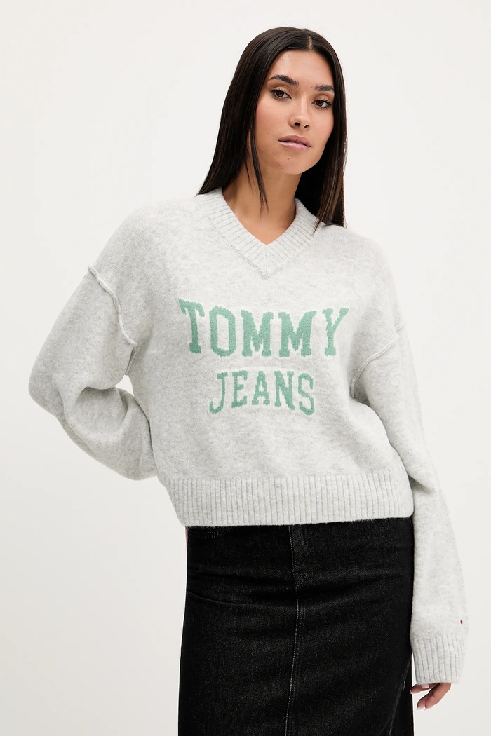 Tommy Jeans sweter z domieszką wełny aplikacja szary DW0DW21711